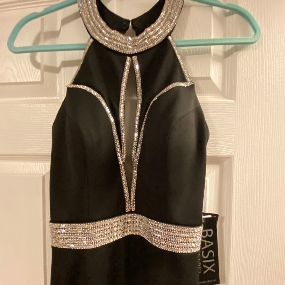 BLACK Evening Gown Must Have